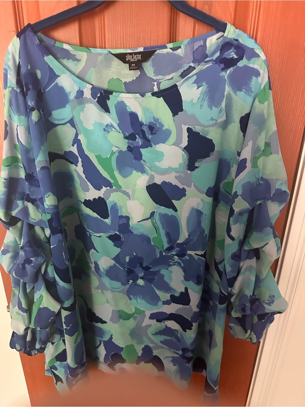 Investments Blue & Mint Floral Ruffle-Sleeve Blouse